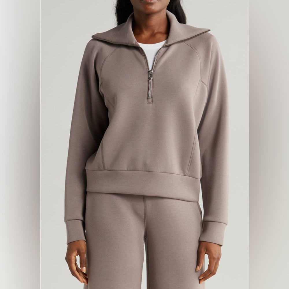 SPANX AIRESSENTIALS HALF ZIP
